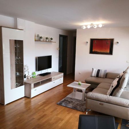 Apartma Lucijana Mojstrana Exterior photo